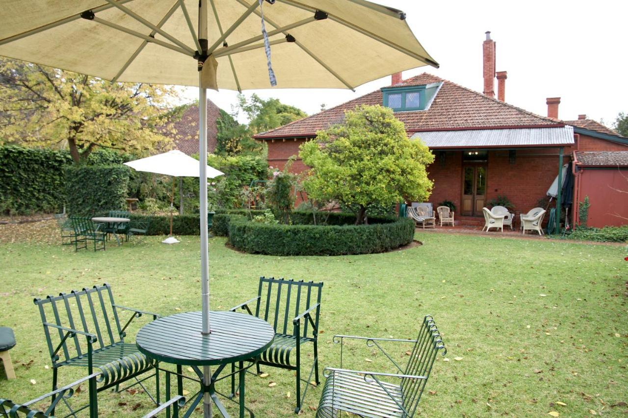 Bed and Breakfast Buxton Manor Аделаида Экстерьер фото